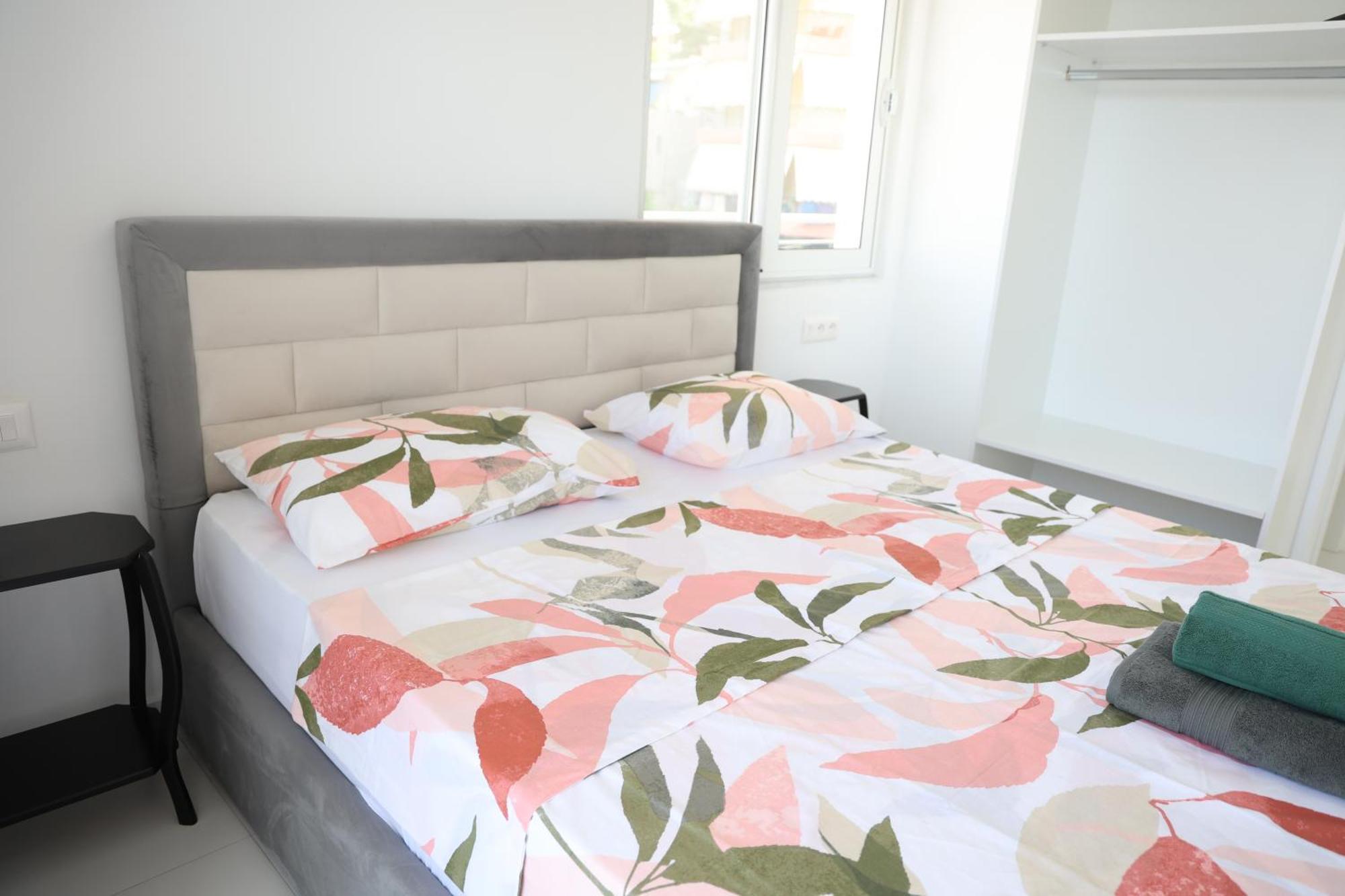 Ida Apartments ساراندا المظهر الخارجي الصورة