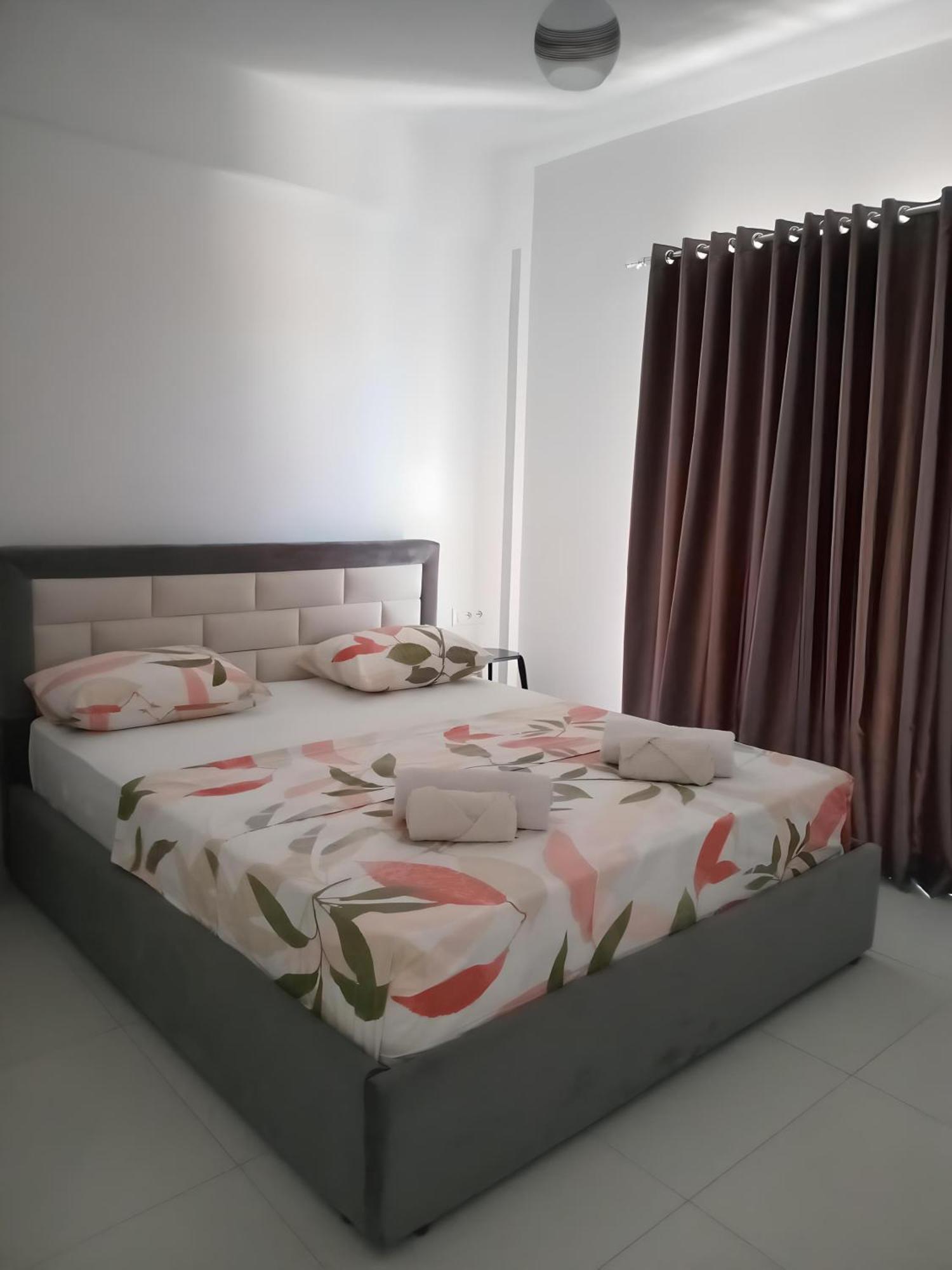 Ida Apartments ساراندا المظهر الخارجي الصورة